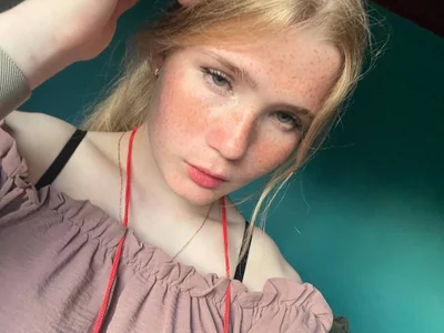 LaurenHoston - Girl 