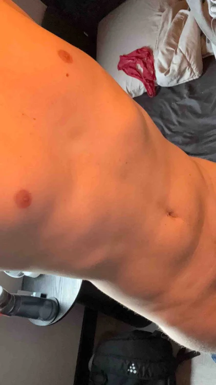 MoaningTi offline XXX-chat