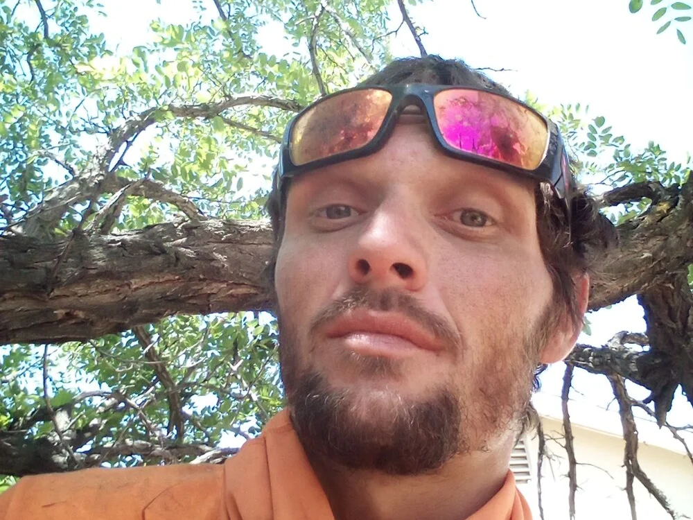 luke_thighwalker2469 offline XXX-chat