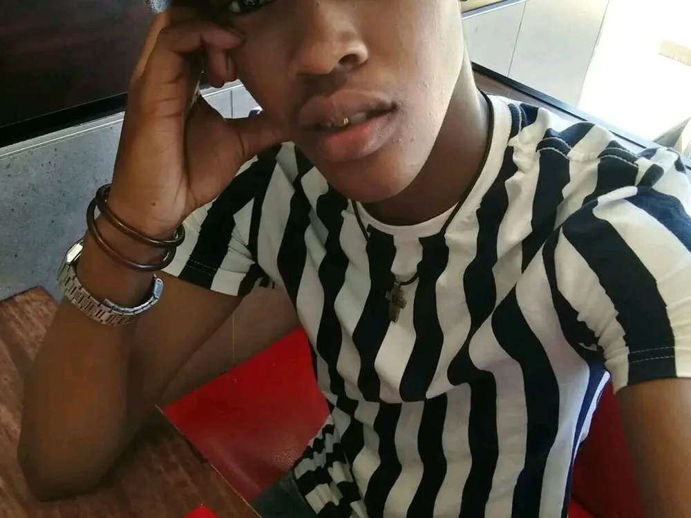 Handsome_Atlas offline chatrum