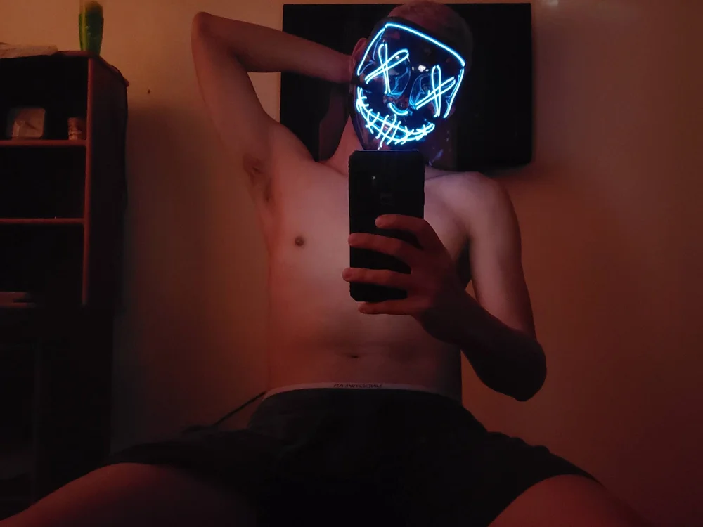 Carloskael's Offline Chat Room