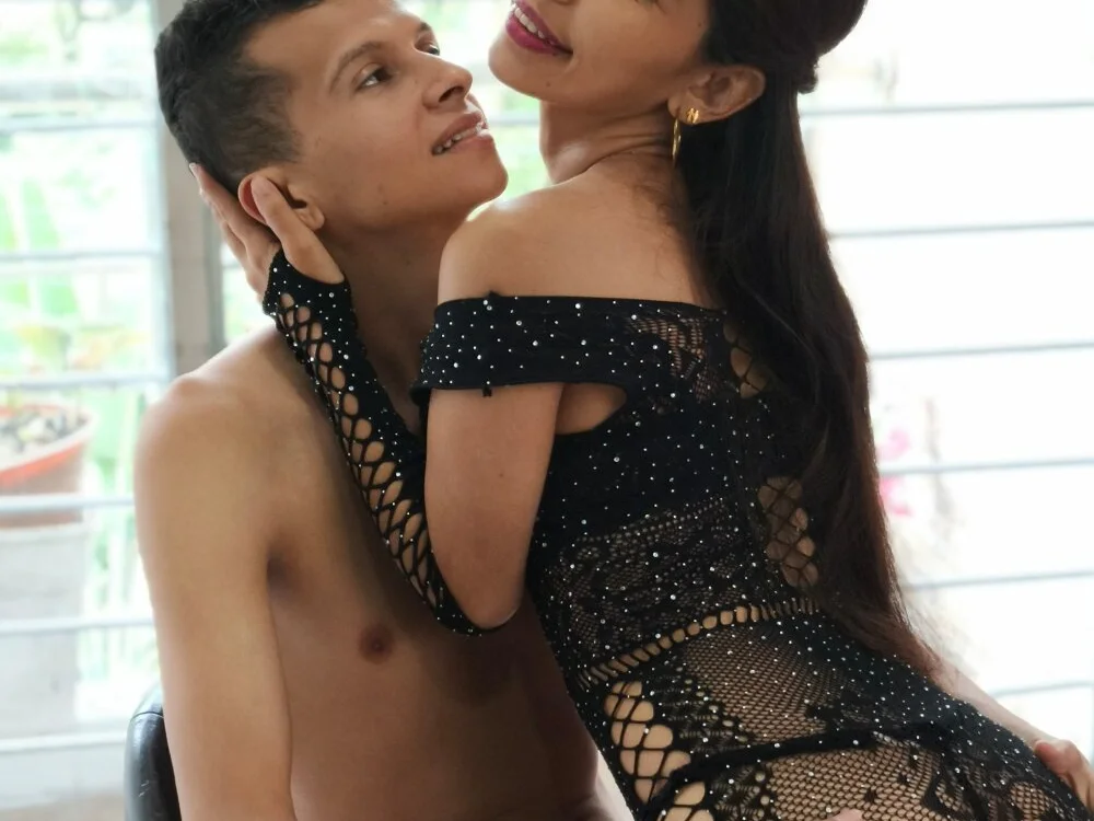 LilyAndJacobb: офлайн-секс-чат