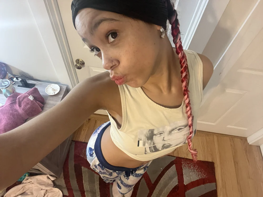 Chat +18 off-line de NikkiMakesUSticky
