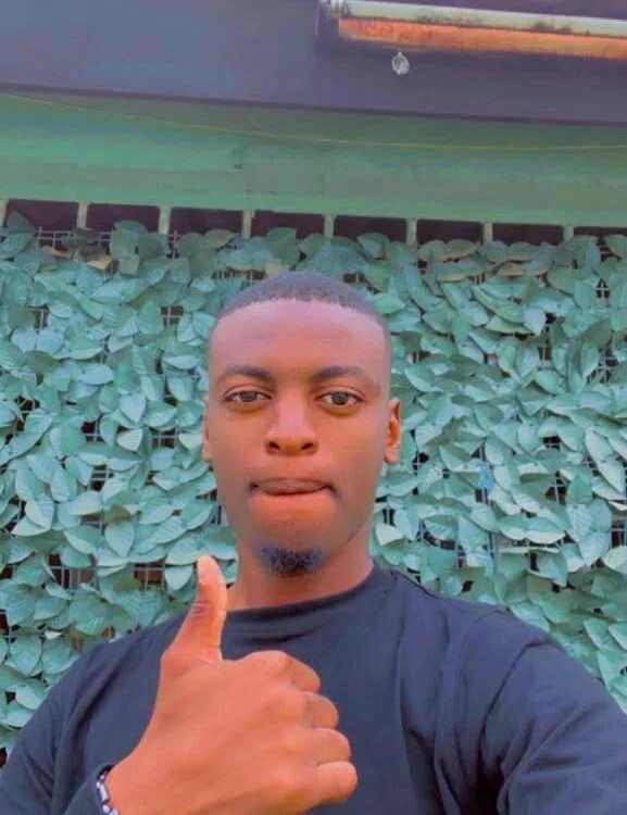 long-d220 Obrolan XXX Offline