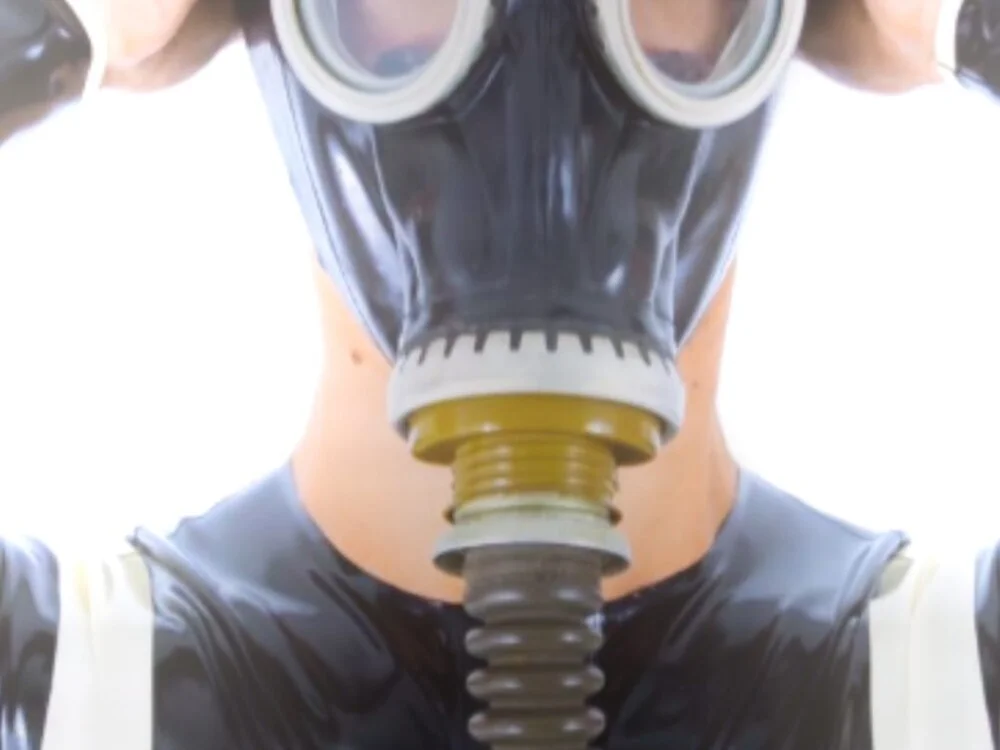 rocco_dog's Offline XXX Chat