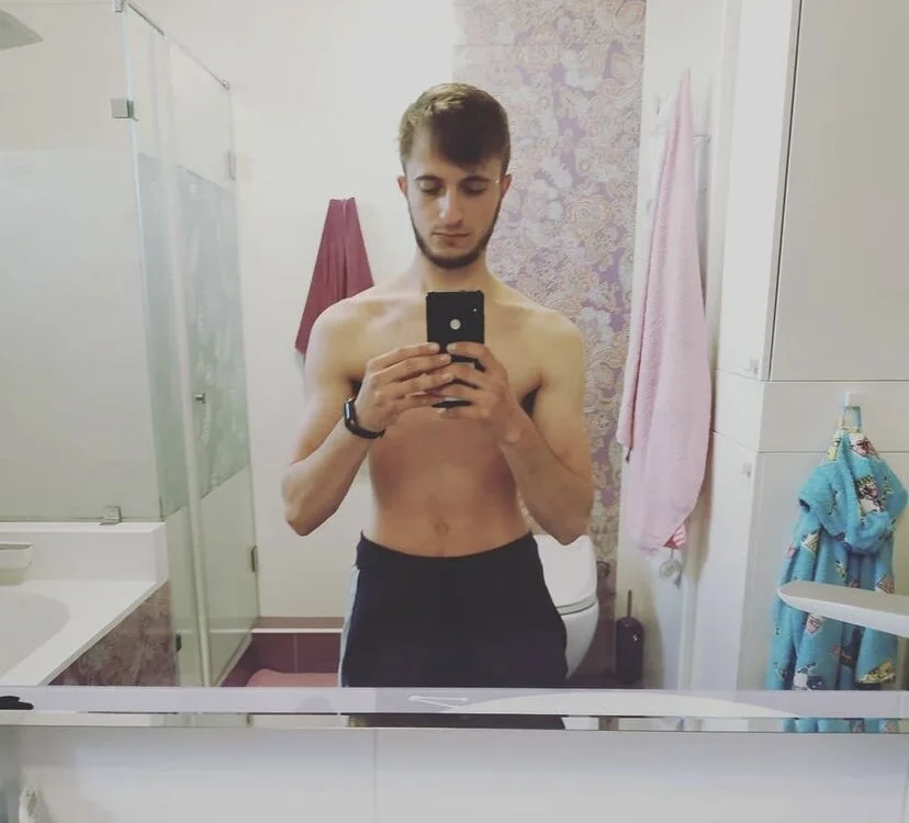 Grek32X's Offline XXX Chat