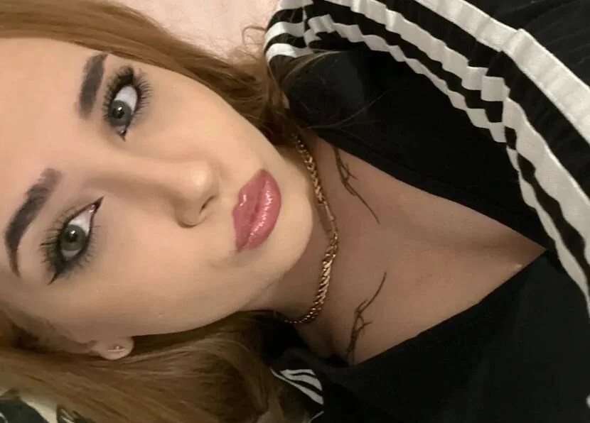 stephany__shy's Offline XXX Chat