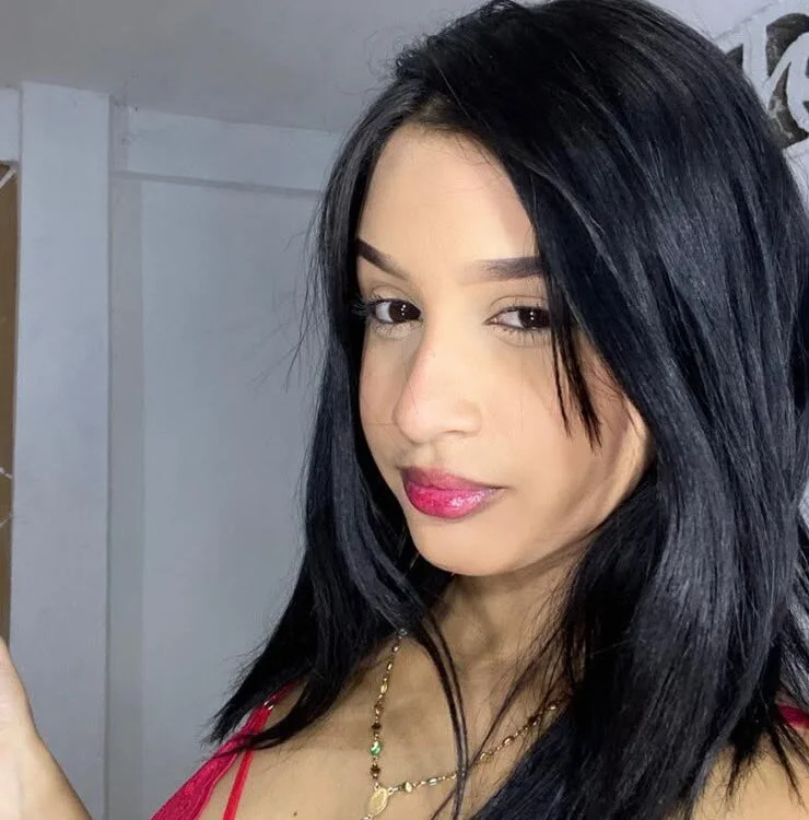 Sweet_Fantasy777 Offline XXX-Chat