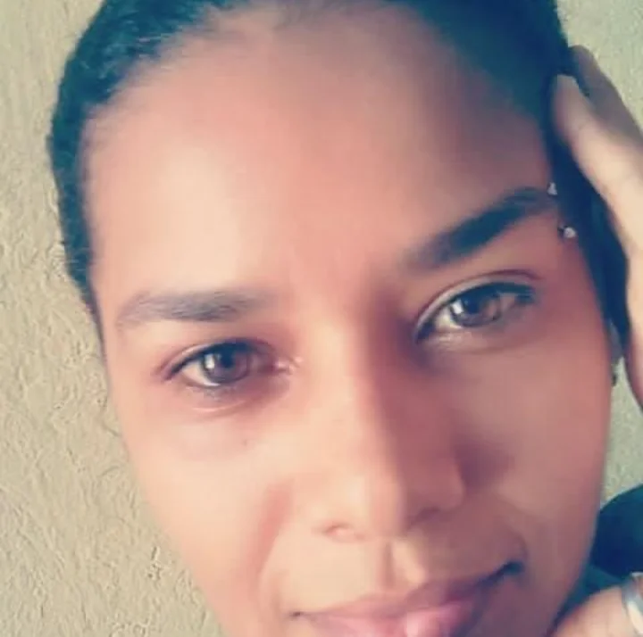 _____mariana____'s Offline Chat Room