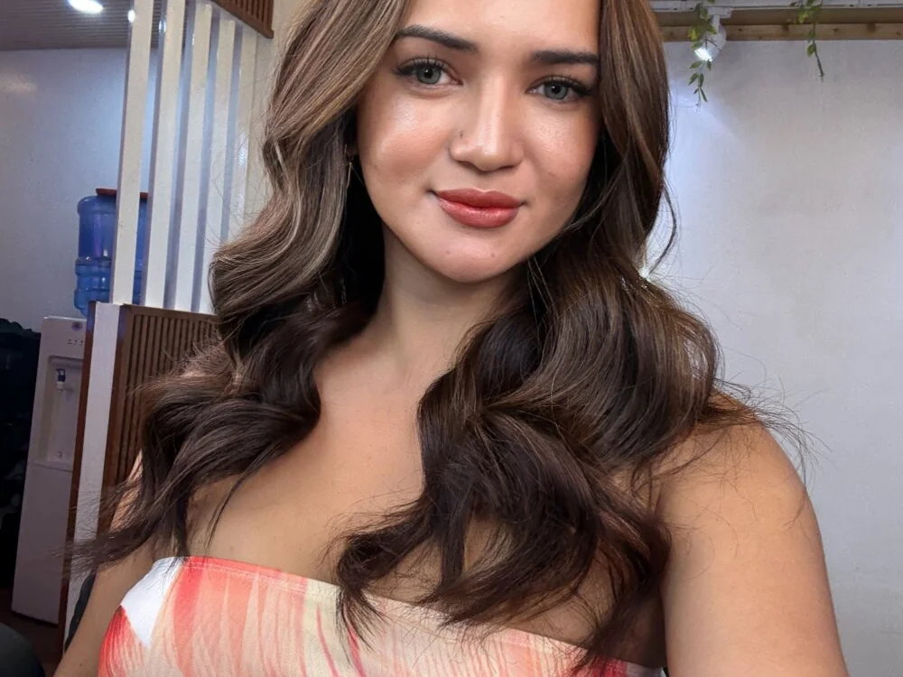 Eatmybigcock_69's Offline XXX Chat