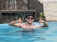 Novinhocwb25's webcam live show