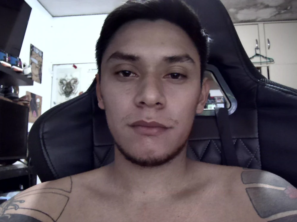 Jadenbig159 offline chatrum