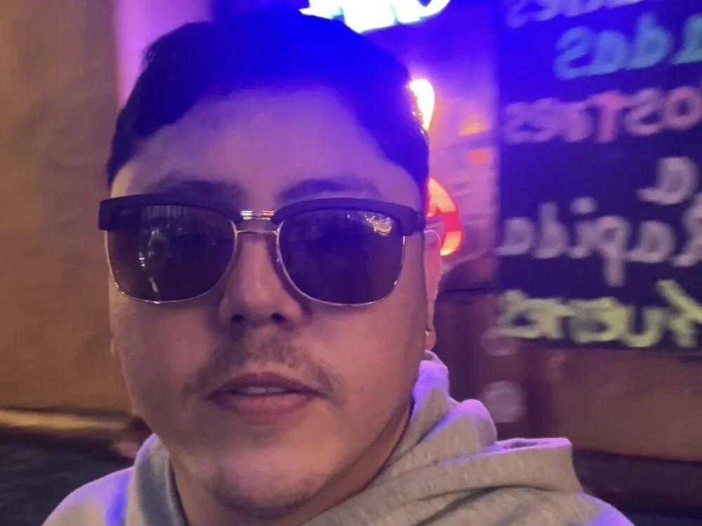 sharli36 offline XXX-chat