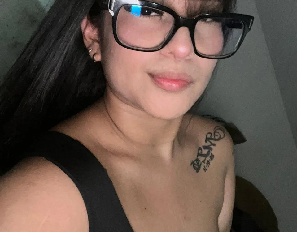 miiacruz's Offline Chat Room