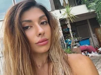 bbgurlnickii's Offline Chat Room