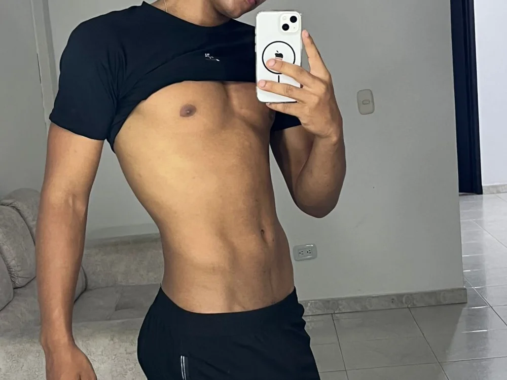 Andresfoxxxx offline XXX-chat