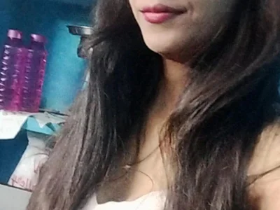 SEEMA01990 - Girl 