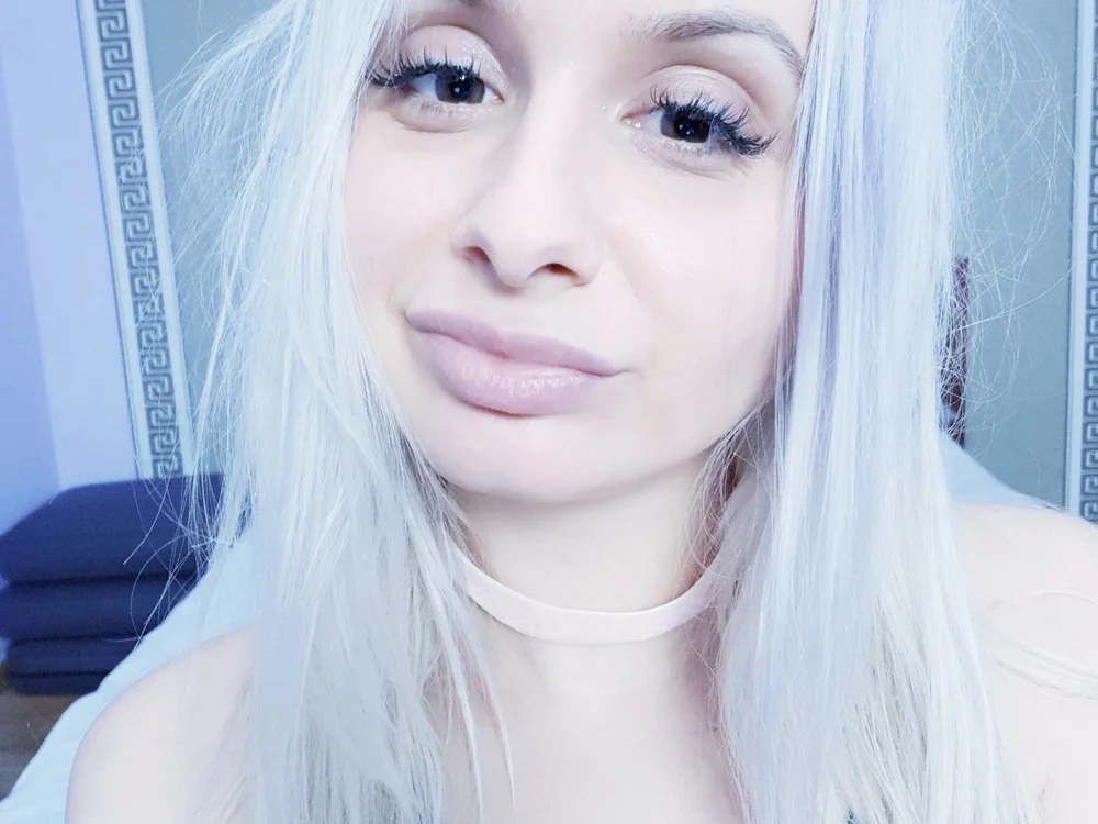 Offline chatovací místnost Anishaliss
