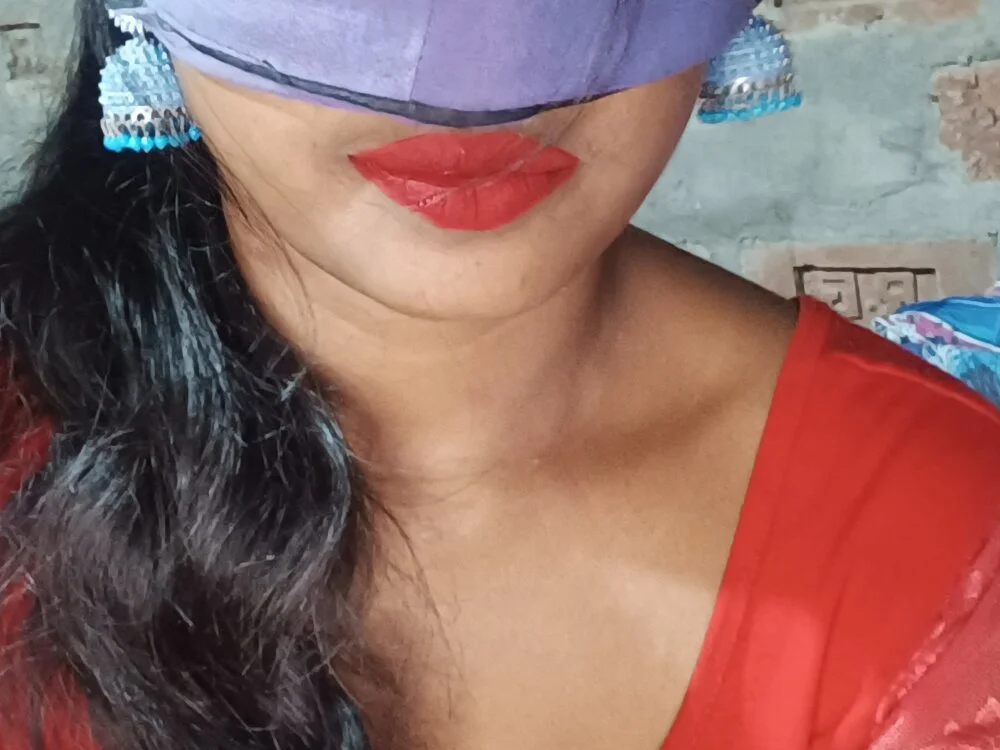 Pooja__12z: офлайн-секс-чат