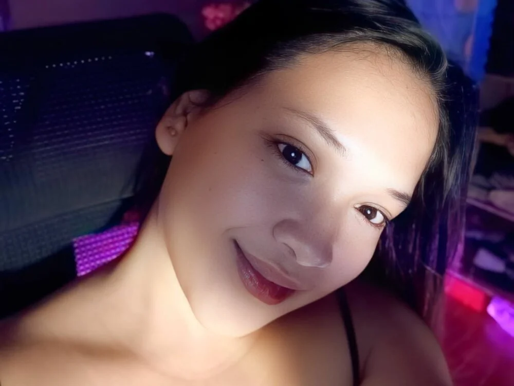 Sweet_coleen Obrolan XXX Offline