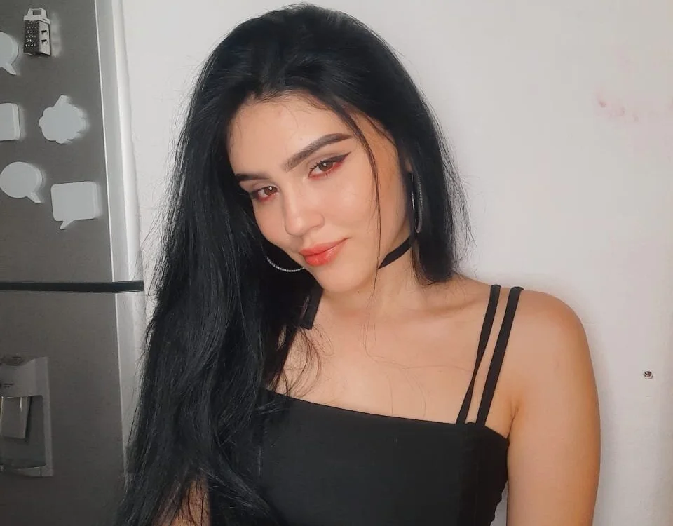 lunamedrano's Offline XXX Chat