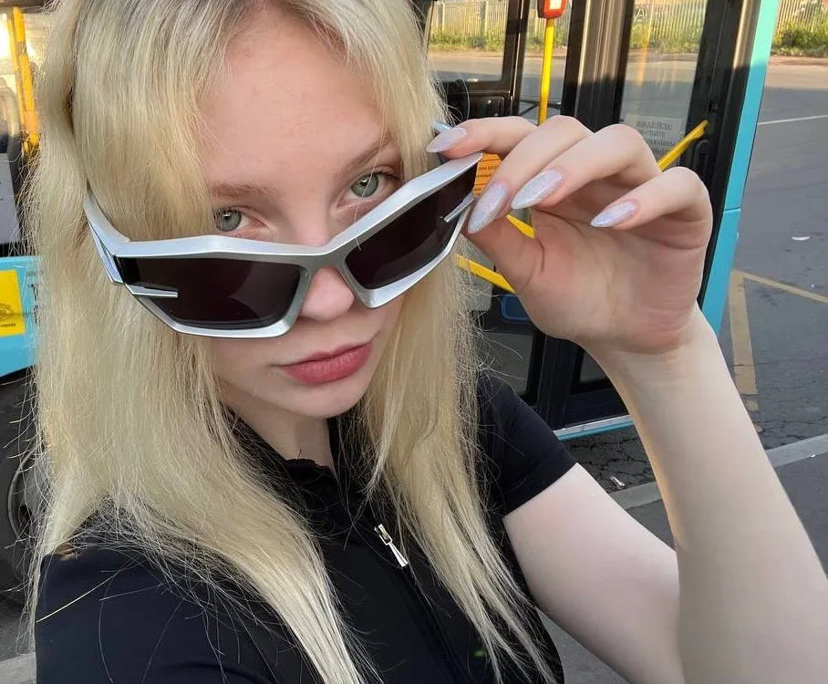 EufemiaLynes offline chatrum