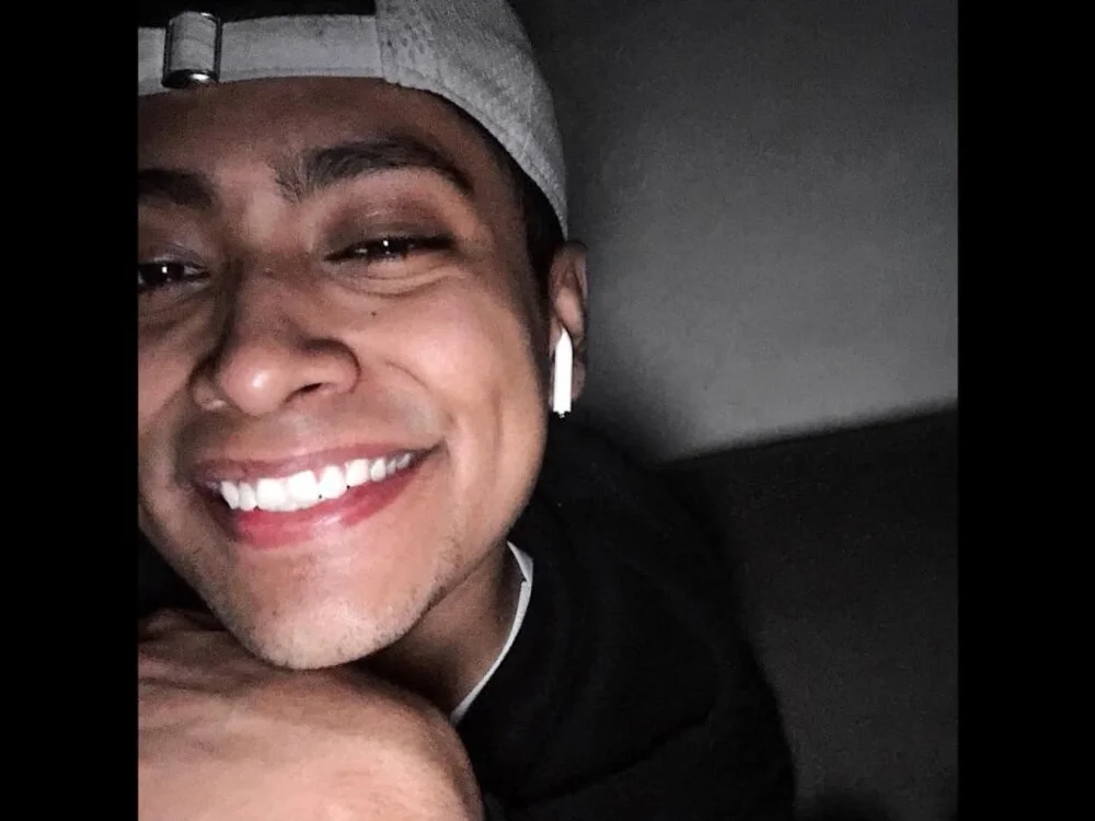 Chocolate-Axel offline XXX-chatje