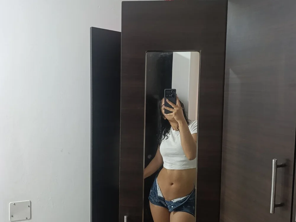 แชท XXX ออฟไลน์ของ Atenea_xxx1