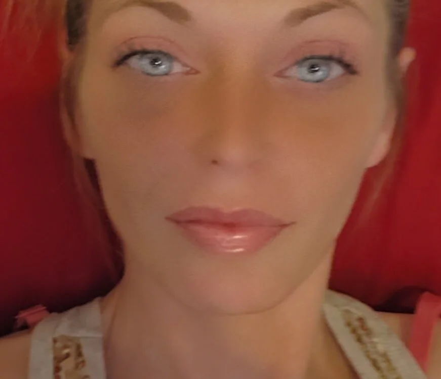 Momma38's Offline Chat Room