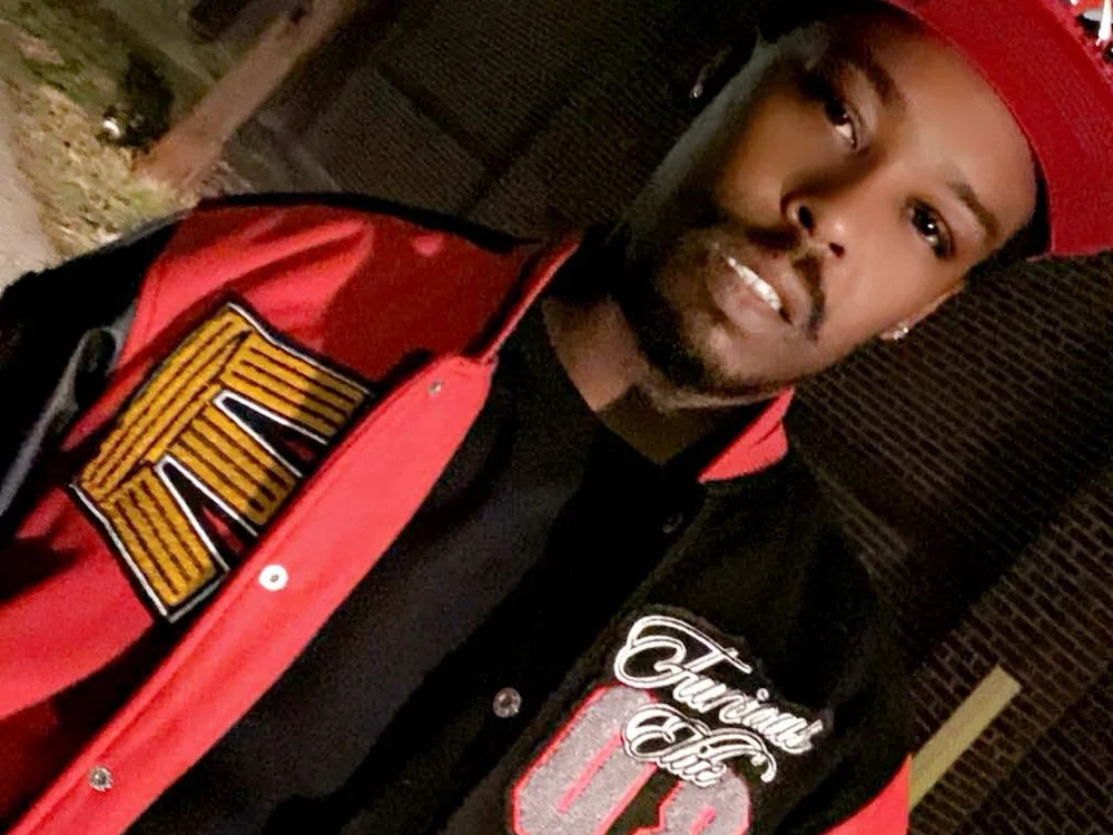 DemontimeLo অফলাইন XXX চ্যাট