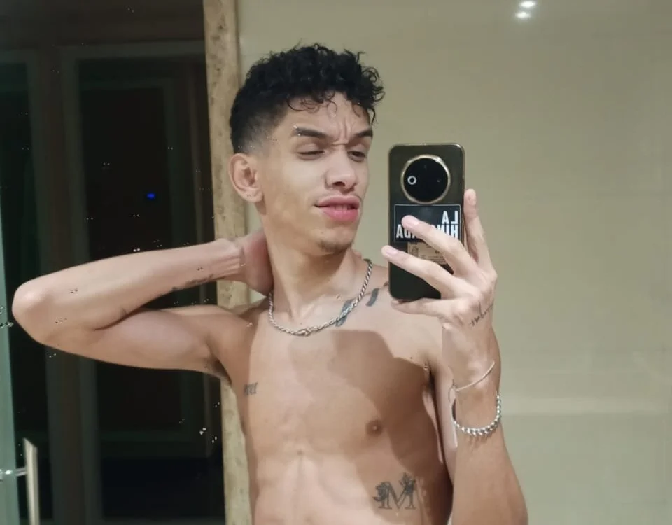 MASTER_PLAY_HOUSE cam model