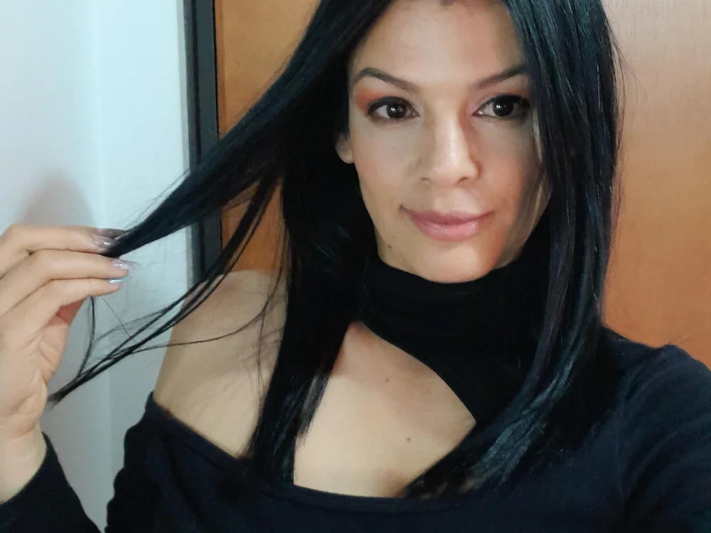 Sophie__pink's Offline XXX Chat