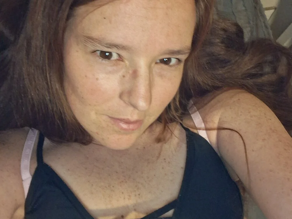 redremmi: офлайн-секс-чат