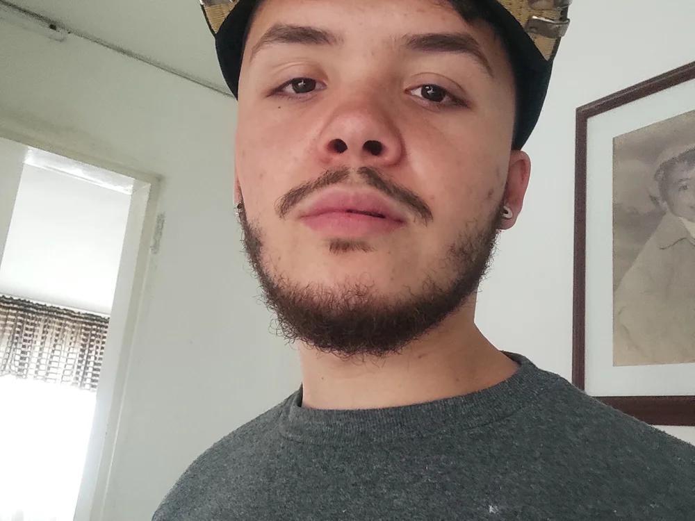 Gyndres_Arprela offline chatrum