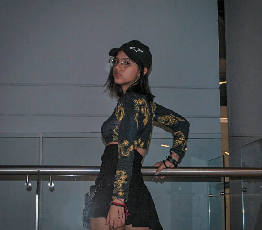 Iris_Ross_ Offline XXX Chat