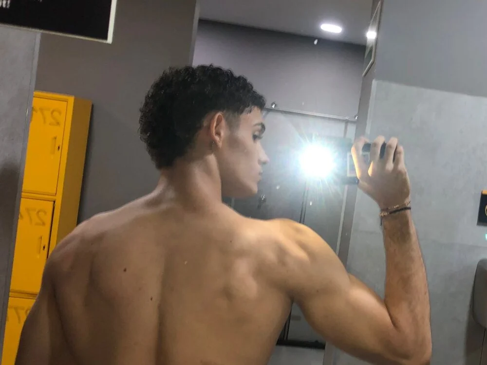 nathan_shimmer offline XXX-chat