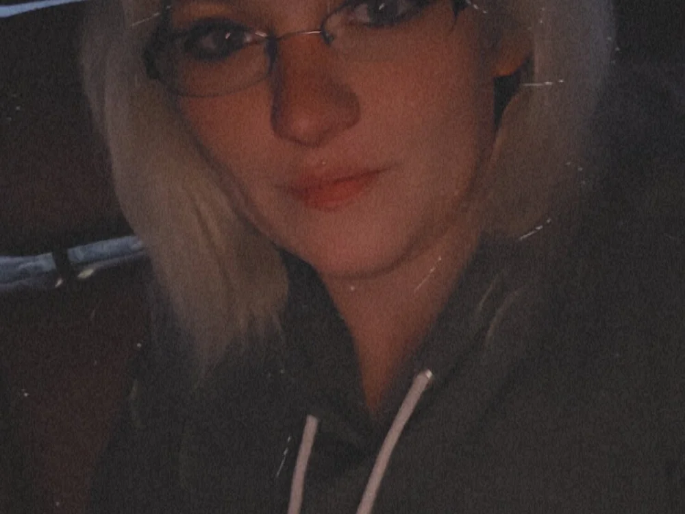 justalonelygurl89's Offline XXX Chat