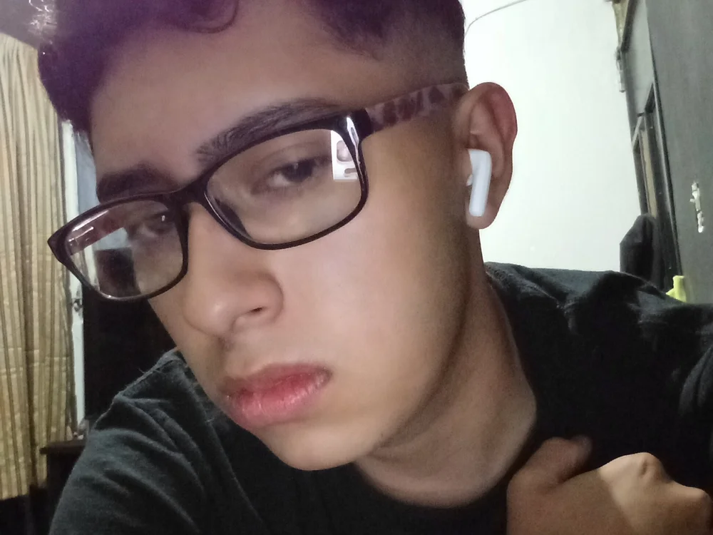 daniel_lop3z3 offline chatrum