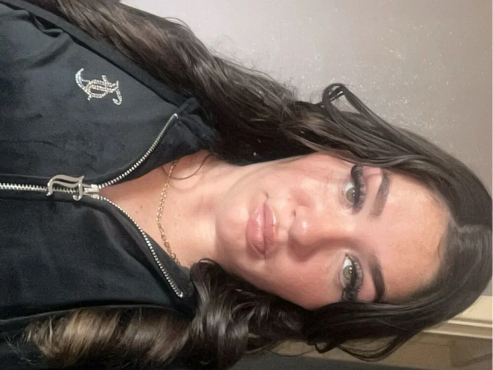 Imogenbabyyy's Offline XXX Chat