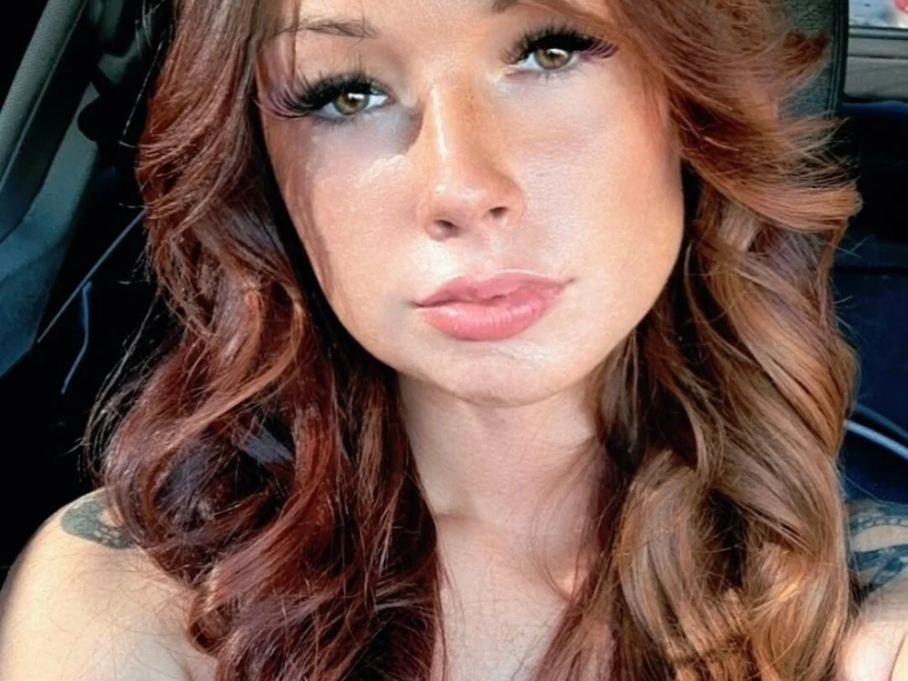 lacey_lavish offline chatrum