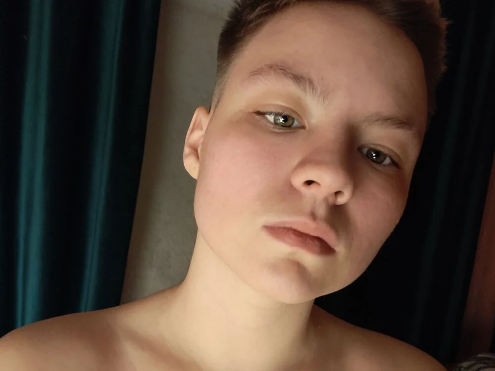 GoldMelissa Chat XXX offline