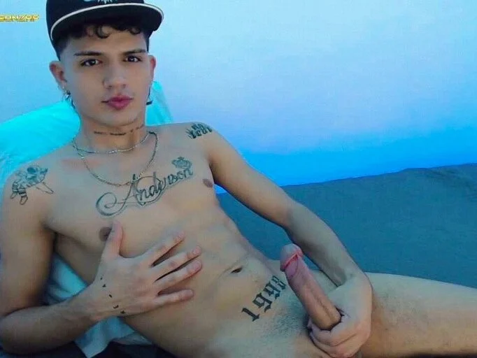 andersonZ998 Obrolan XXX Offline