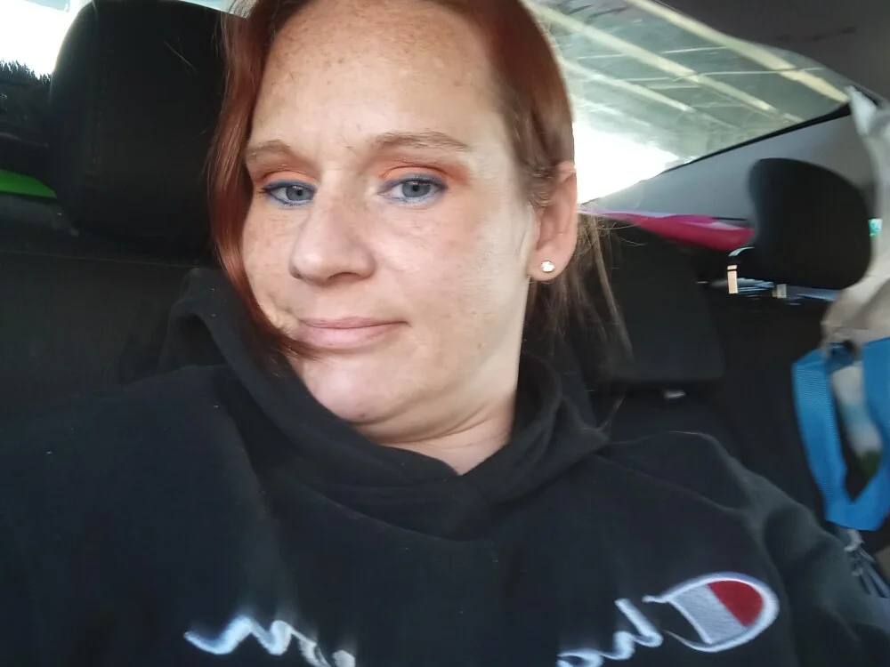 NaughtybyNature11 Adlı Modelin Çevrimdışı XXX Sohbeti