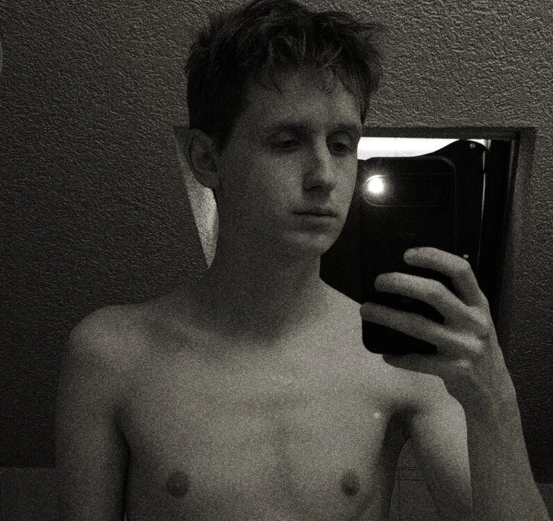 damien_dusk offline chatrum