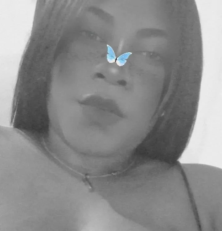 ivaneska20's Offline XXX Chat
