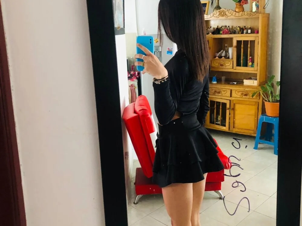 Emiily_smith's Offline XXX Chat