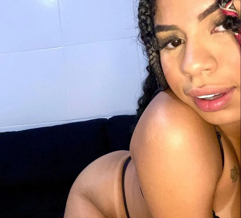 braziliangirrl's Offline XXX Chat