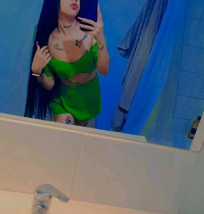 sofia_olimpus' Offline Chat Room