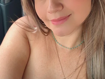 vanessa_kisses profile