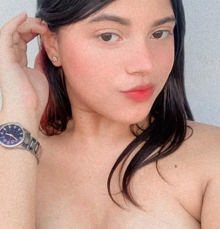 Allysson_sanchez's Offline XXX Chat